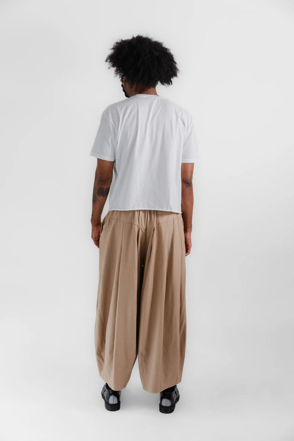 BE MOORE KIND Tee - White