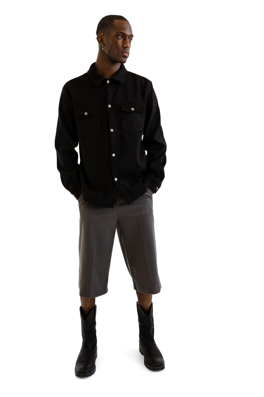 Black weighted snap shirting
