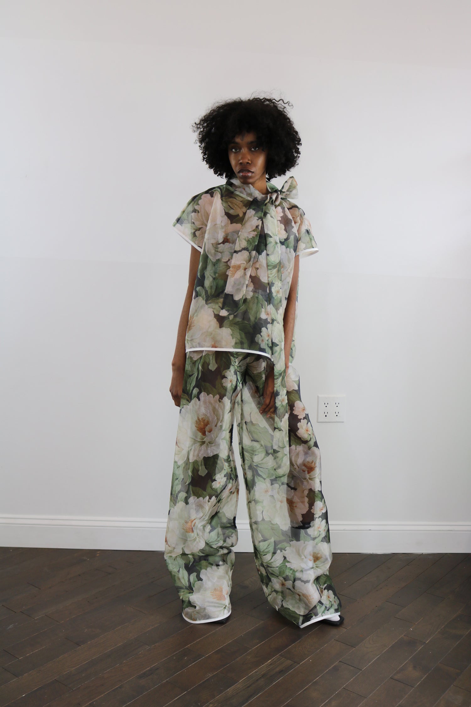 floral tie neck box top