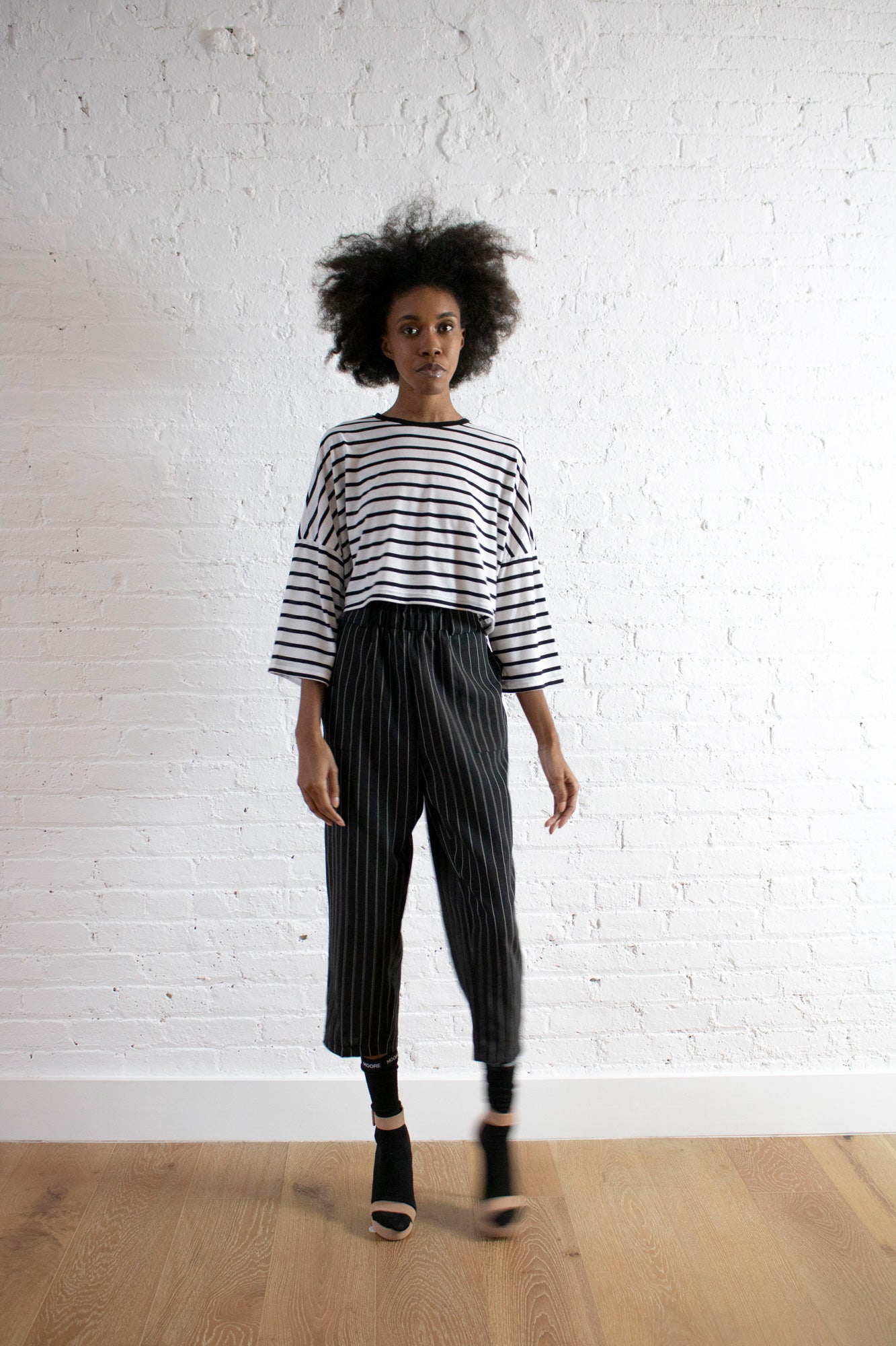 PINSTRIPE RUCHED PANT