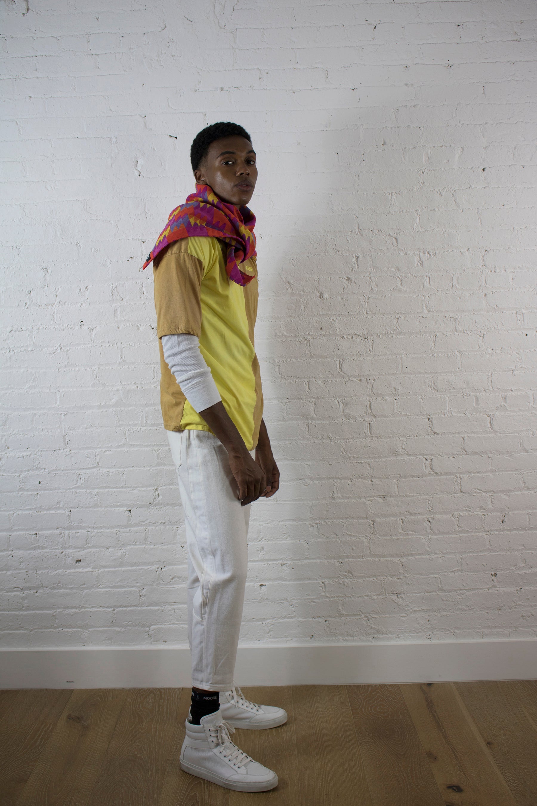 TURMERIC BUFF SPLIT TEE